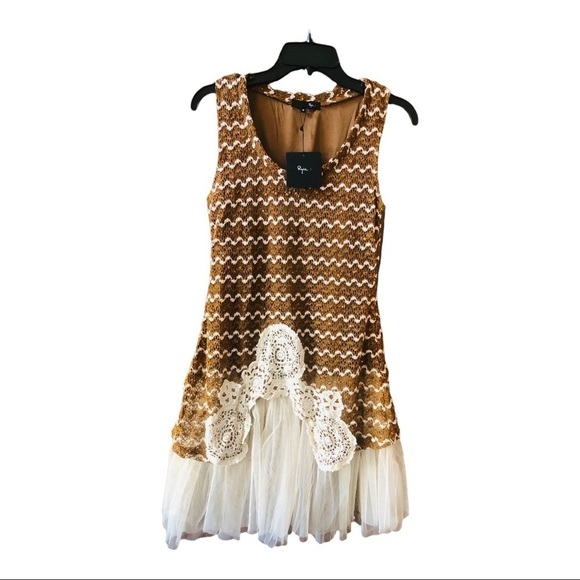 Ryu Dresses & Skirts - NWOT Ryu Brown and Cream Lace Dress